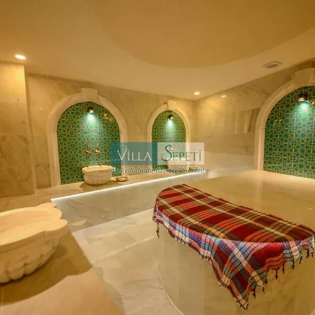 Kalamar Villa *